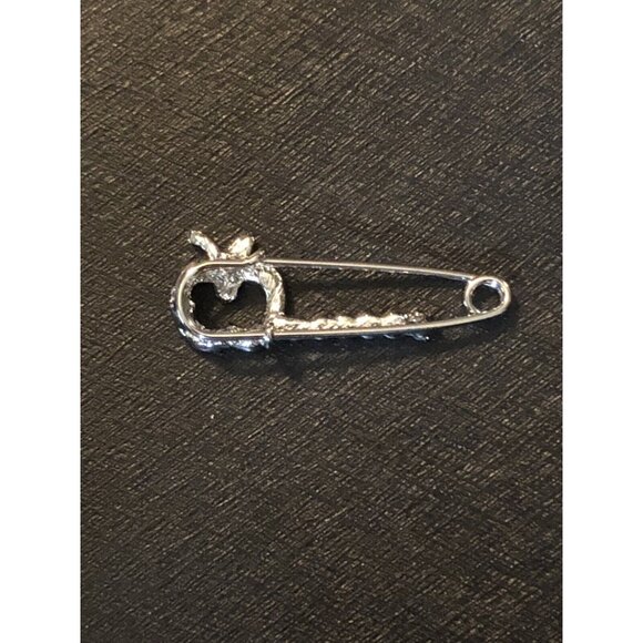 Rhinestone Crystal Apple Stock Tie Pin Horse Show Fox Hunting Eventing Dressage - Picture 2 of 2